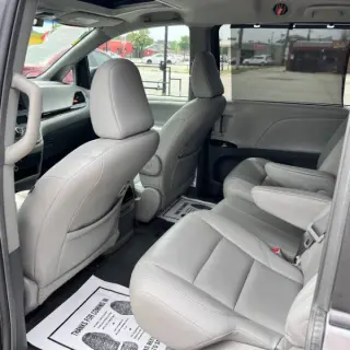 2015 Toyota Sienna XLE 8-Passenger