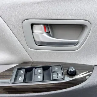 2015 Toyota Sienna XLE 8-Passenger