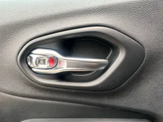 2019 Jeep Cherokee Altitude