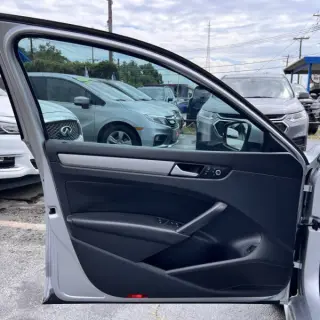 2015 Volkswagen Passat 1.8T Limited Edition