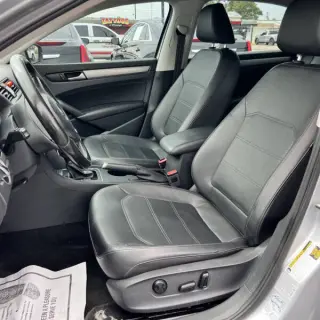 2015 Volkswagen Passat 1.8T Limited Edition