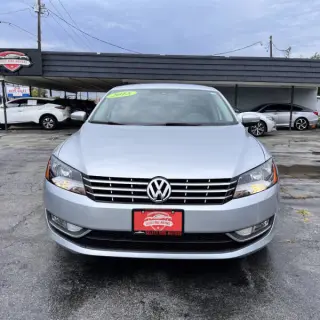2015 Volkswagen Passat 1.8T Limited Edition