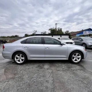 2015 Volkswagen Passat 1.8T Limited Edition