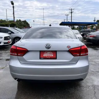 2015 Volkswagen Passat 1.8T Limited Edition