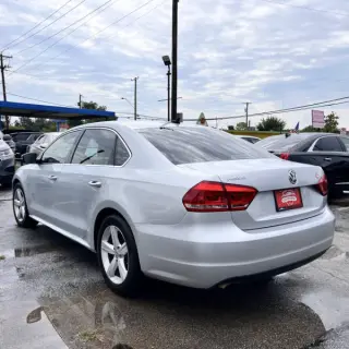 2015 Volkswagen Passat 1.8T Limited Edition