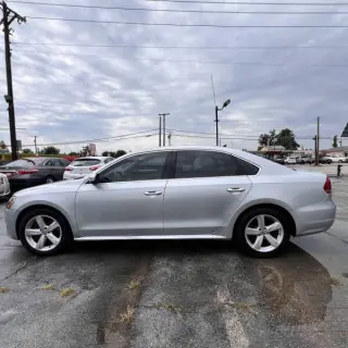 2015 Volkswagen Passat 1.8T Limited Edition
