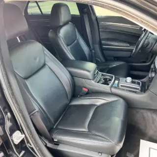 2018 Chrysler 300 Touring