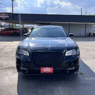 2018 Chrysler 300 Touring