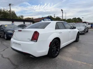 2019 Chrysler 300 S