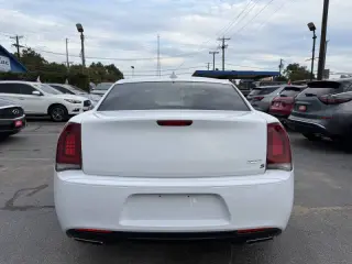 2019 Chrysler 300 S