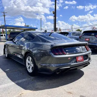 2020 Ford Mustang EcoBoost