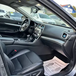 2017 Nissan Maxima 3.5 SV