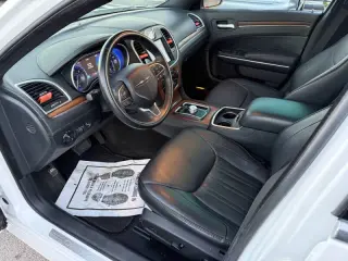 2015 Chrysler 300 C Platinum