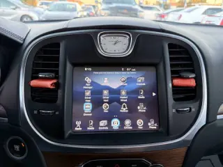 2015 Chrysler 300 C Platinum