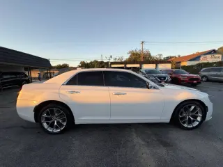 2015 Chrysler 300 C Platinum