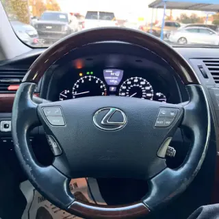 2011 Lexus LS 460