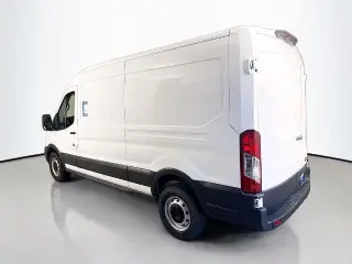 Ford Transit 2023 250 3dr SWB Medium Roof Cargo Van