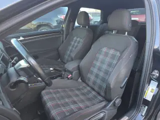 2016 Volkswagen Golf GTI
