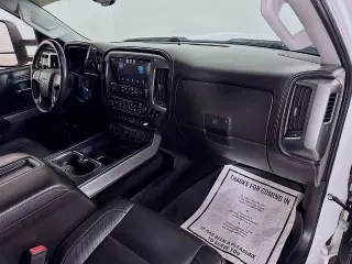 Chevrolet Silverado 2500HD 2015 4x4 LTZ 4dr Crew Cab SB