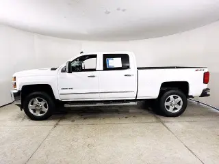 Chevrolet Silverado 2500HD 2015 4x4 LTZ 4dr Crew Cab SB