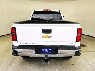 Chevrolet Silverado 2500HD 2015 4x4 LTZ 4dr Crew Cab SB