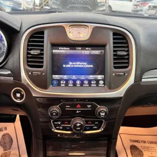 2019 Chrysler 300 Touring