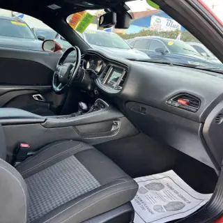 2022 Dodge Challenger SXT