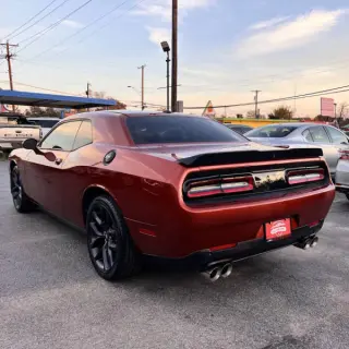 2022 Dodge Challenger SXT