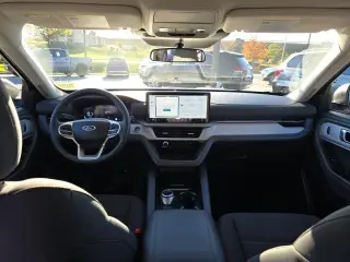 Ford Explorer 2025 AWD Active 4dr SUV