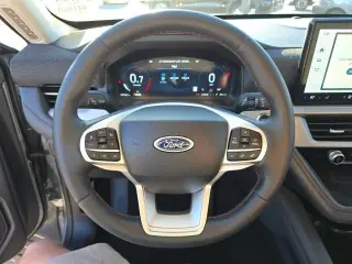 Ford Explorer 2025 AWD Active 4dr SUV