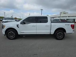 Ford F-150 2023 4x4 XL 4dr SuperCrew 5.5 ft. SB