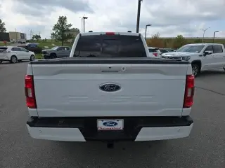 Ford F-150 2023 4x4 XL 4dr SuperCrew 5.5 ft. SB