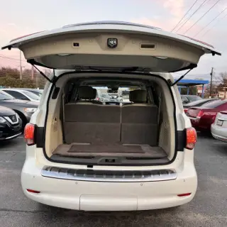 2017 Infiniti QX80