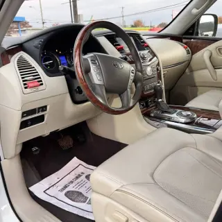 2017 Infiniti QX80