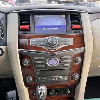 2017 Infiniti QX80