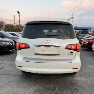 2017 Infiniti QX80
