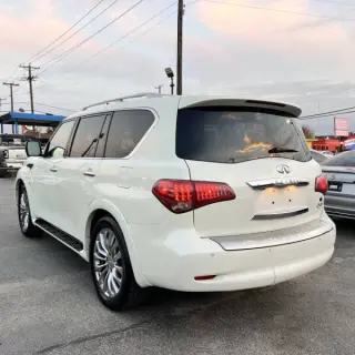 2017 Infiniti QX80