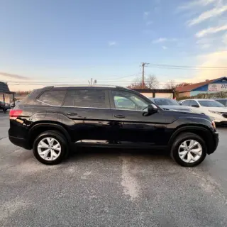 2018 Volkswagen Atlas V6 SE
