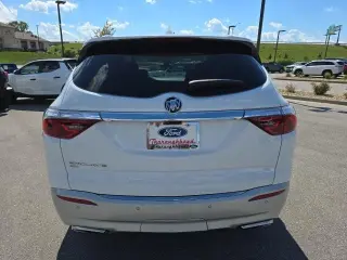 Buick Enclave 2024 4x4 Essence 4dr Crossover