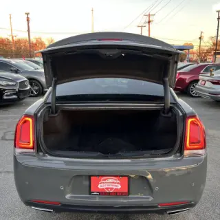 2018 Chrysler 300 S