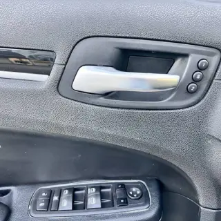 2018 Chrysler 300 S