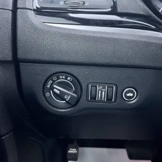 2018 Chrysler 300 S