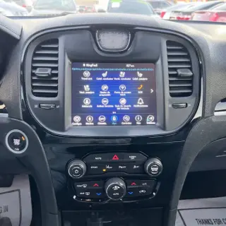 2018 Chrysler 300 S