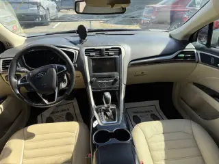 2014 Ford Fusion Hybrid SE