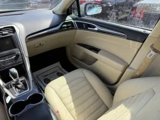 2014 Ford Fusion Hybrid SE
