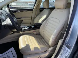 2014 Ford Fusion Hybrid SE