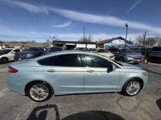 2014 Ford Fusion Hybrid SE
