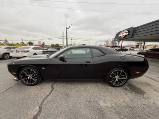 2016 Dodge Challenger R/T Scat Pack
