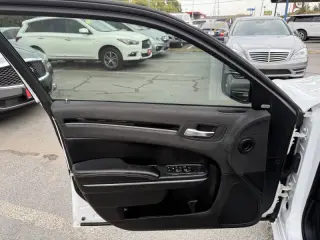 2019 Chrysler 300 S