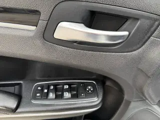 2019 Chrysler 300 S